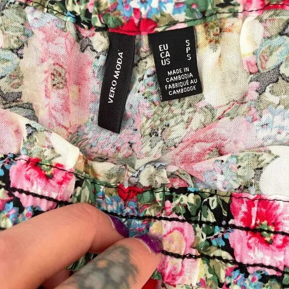 Floral ruffled mini skirt - Picture 3 of 3